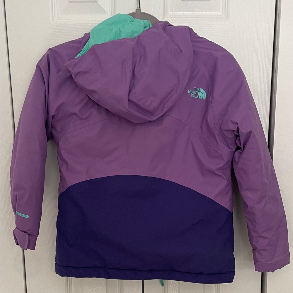 The North Face Kids' Two-Tone Purple Puffer Jacket - Picture 2 of 2